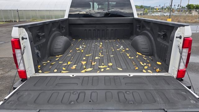 Used 2019 Ford F350 Platinum w/ Platinum Ultimate Package image 9