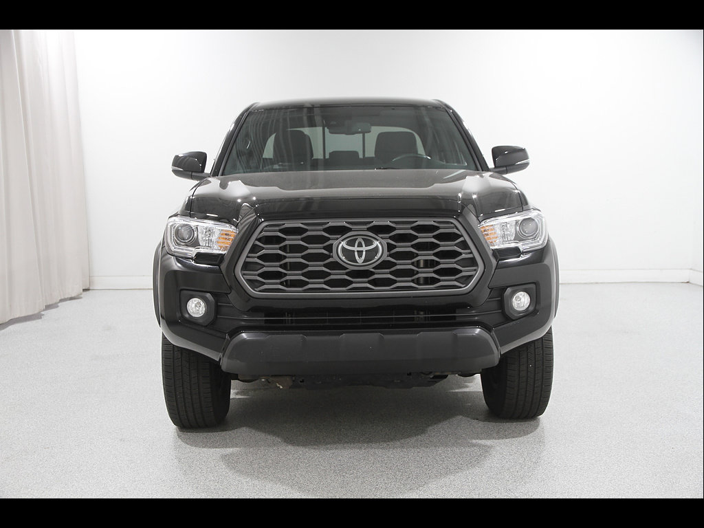 Used 2023 Toyota Tacoma TRD Off-Road AWD/4WD image 2