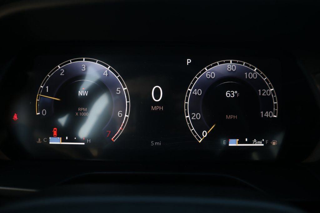 New 2025 Jeep Grand Cherokee L Limited image 4