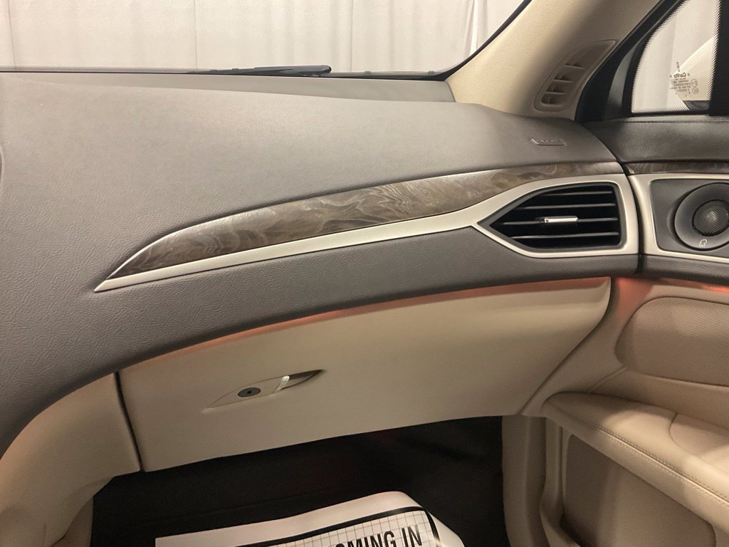 Used 2019 Lincoln MKZ Reserve FWD image 29