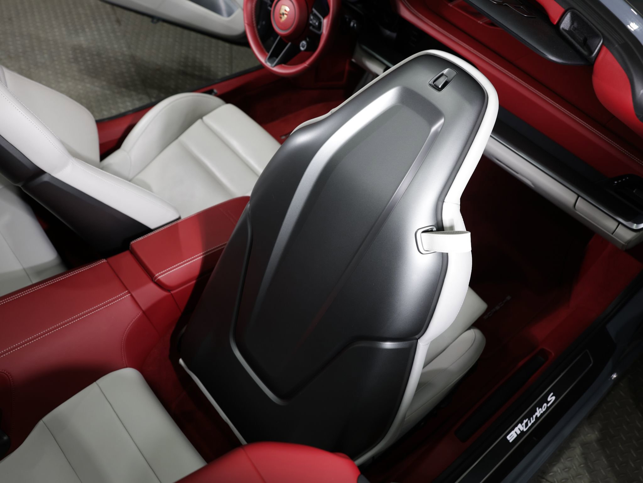 Used 2025 Porsche 911 Turbo S image 22