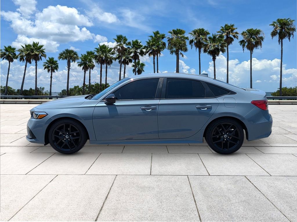 Used 2023 Honda Civic Sport image 4