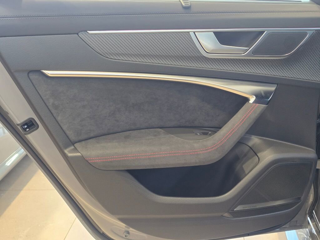 New 2026 Audi RS 6 performance image 17