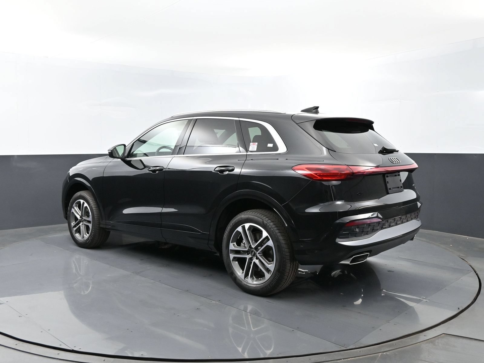 New 2026 Audi Q5 Premium AWD/4WD image 27
