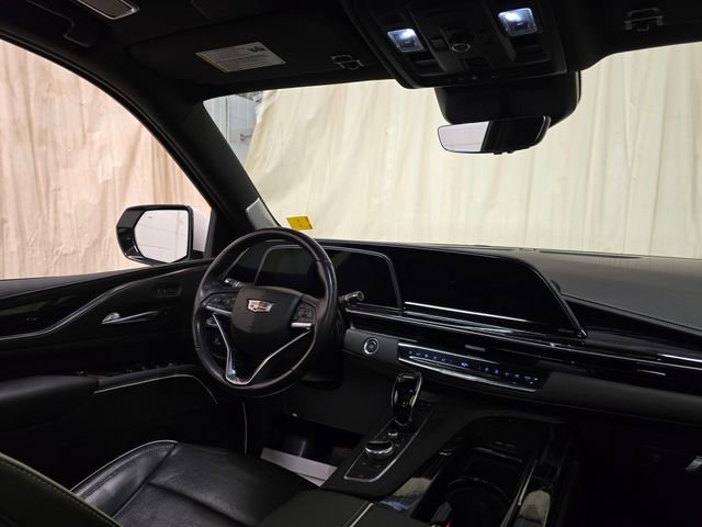 Used 2021 Cadillac Escalade Sport w/ Driver Assist Tech Package image 39