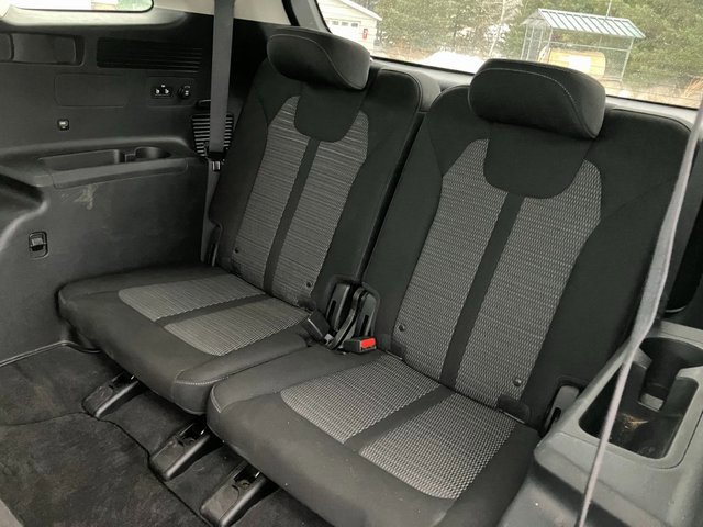 Used 2023 Kia Sorento LX image 18