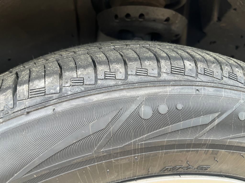 Used 2024 Chevrolet TrailBlazer LS image 27