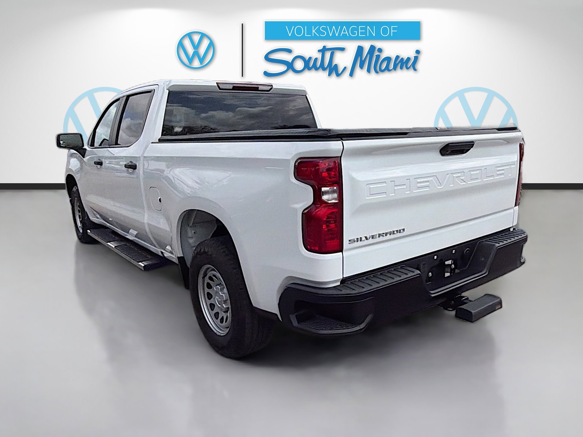 Used 2024 Chevrolet Silverado 1500 W/T w/ Z71 Off-Road Package image 5