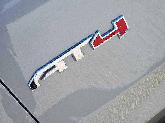 Used 2023 GMC Yukon XL AT4 image 9