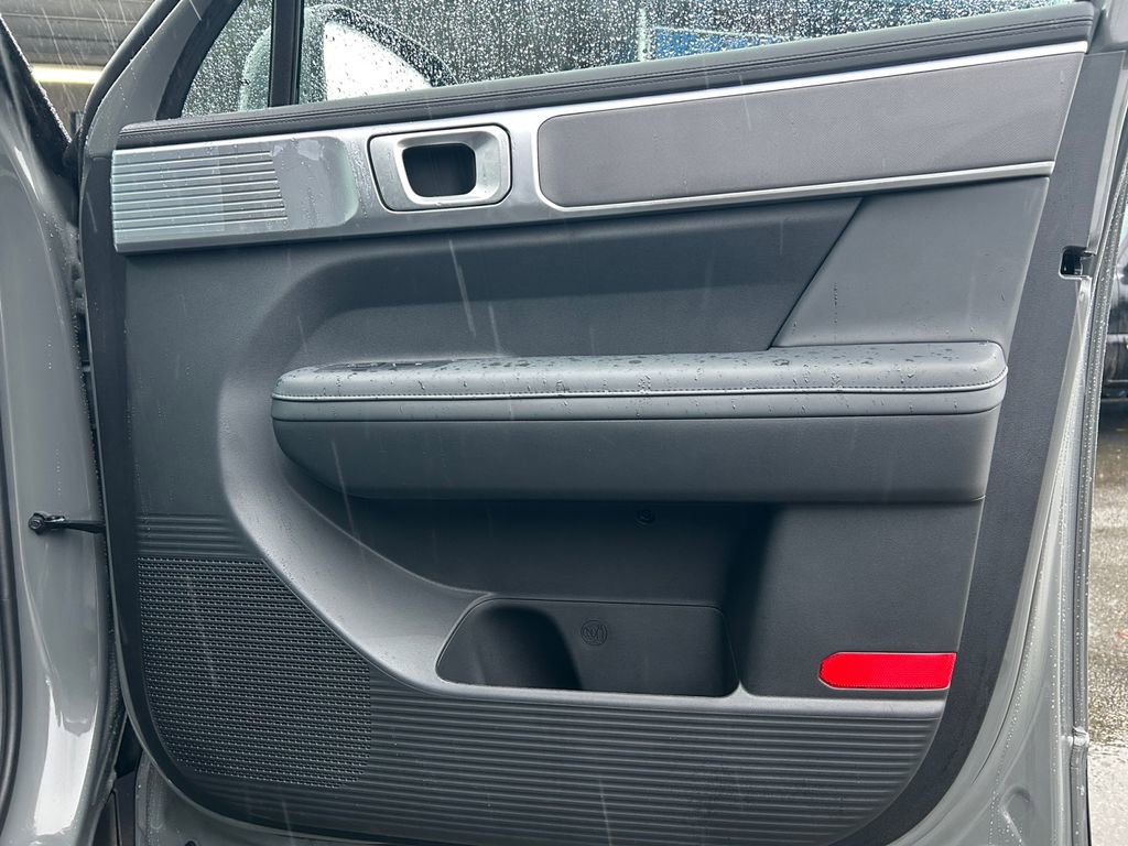 Used 2025 Hyundai Santa Fe SEL image 25