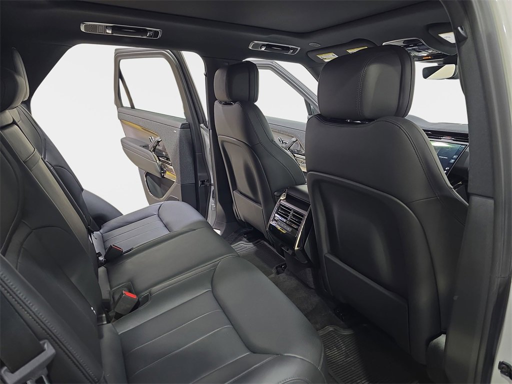 Used 2024 Land Rover Range Rover Sport Dynamic SE image 13