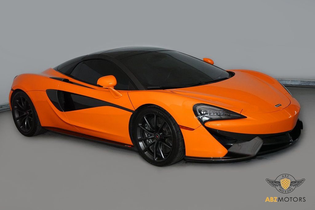 Used 2018 McLaren 570S Spider image 2