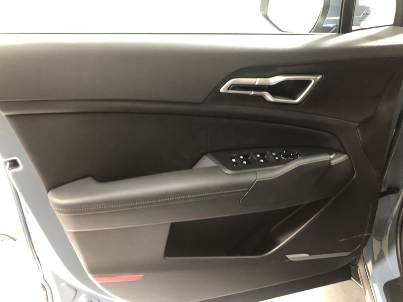New 2026 Kia Sportage EX image 21