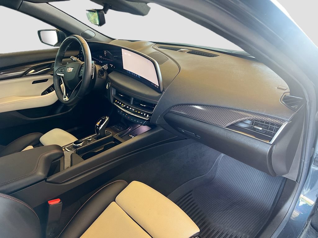 Used 2026 Cadillac CT5 Sport w/ Technology Package RWD image 30