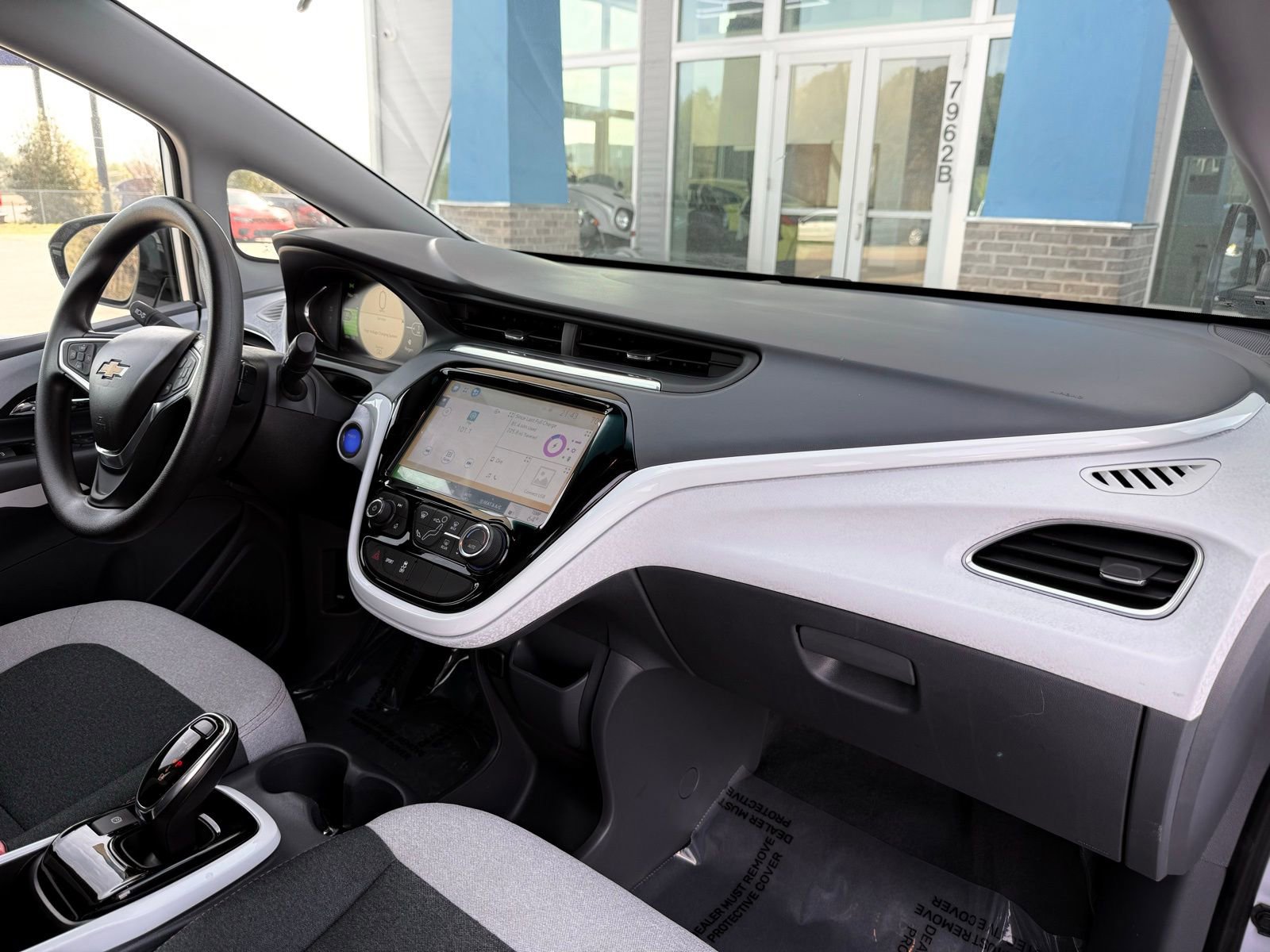 Used 2018 Chevrolet Bolt LT FWD image 30