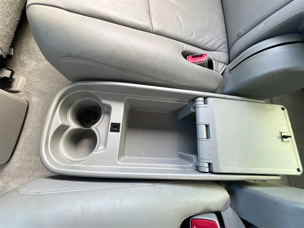 Used 2010 Toyota Highlander Limited image 36