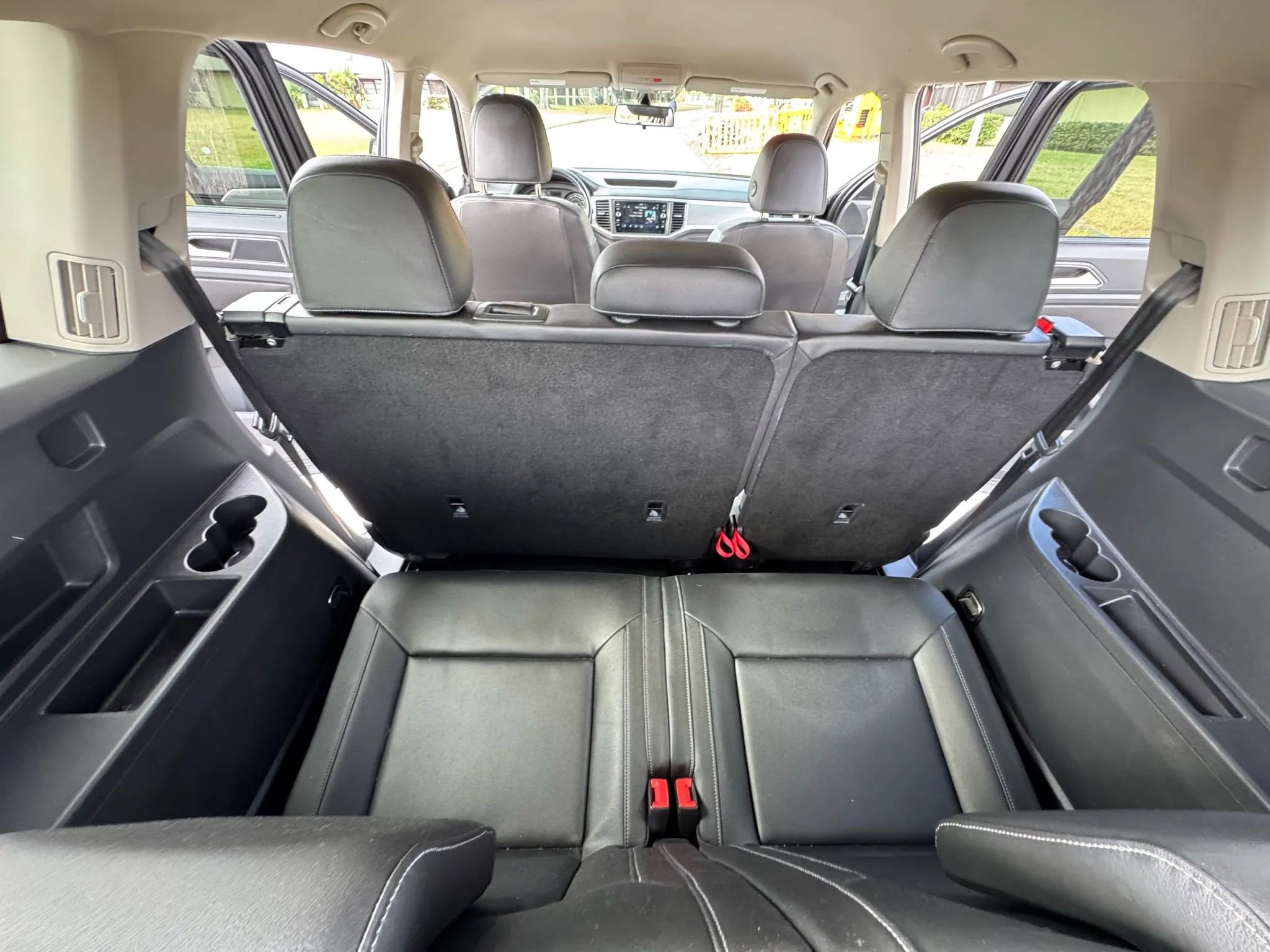 Used 2018 Volkswagen Atlas SE image 16