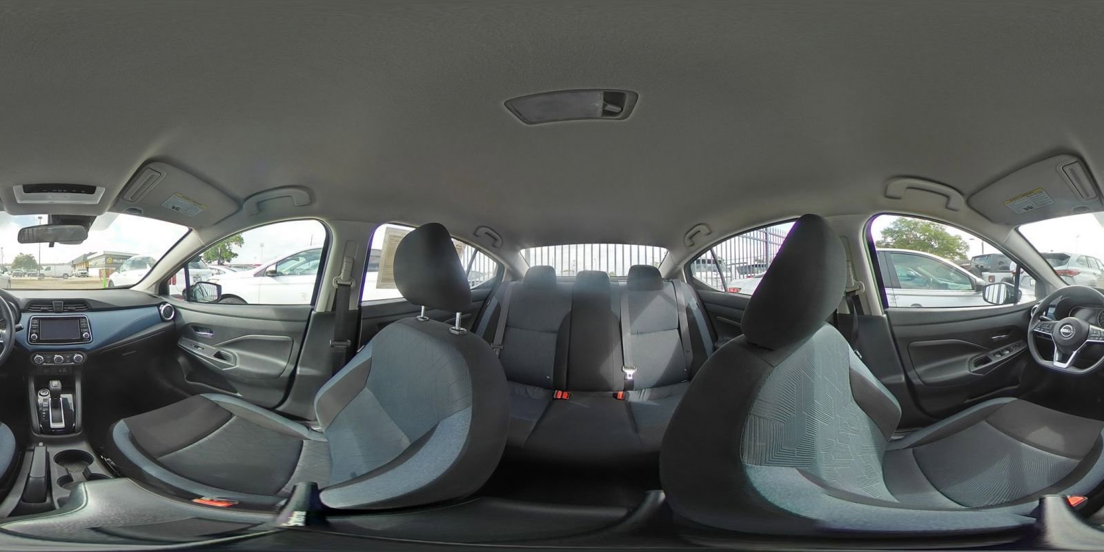Used 2025 Nissan Versa SV image 34
