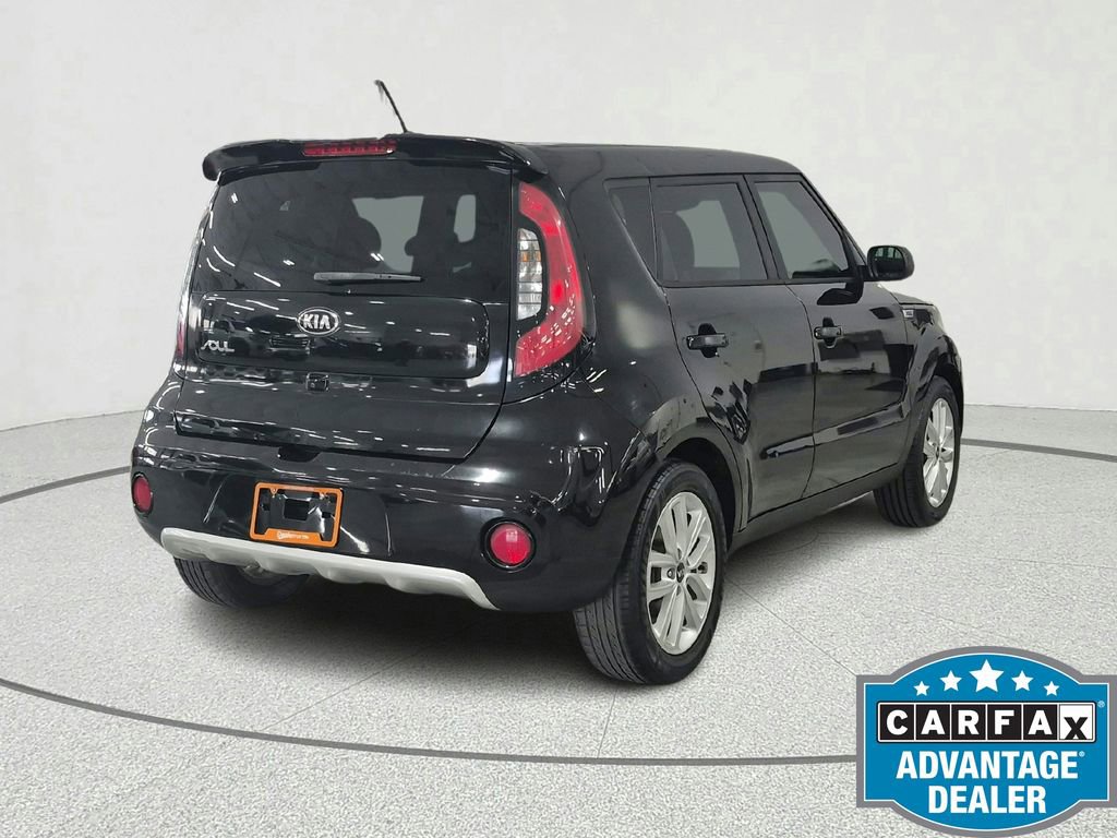 Used 2017 Kia Soul + FWD image 5