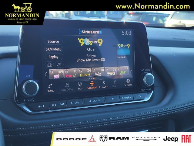 Used 2025 Nissan Rogue SV AWD/4WD image 9