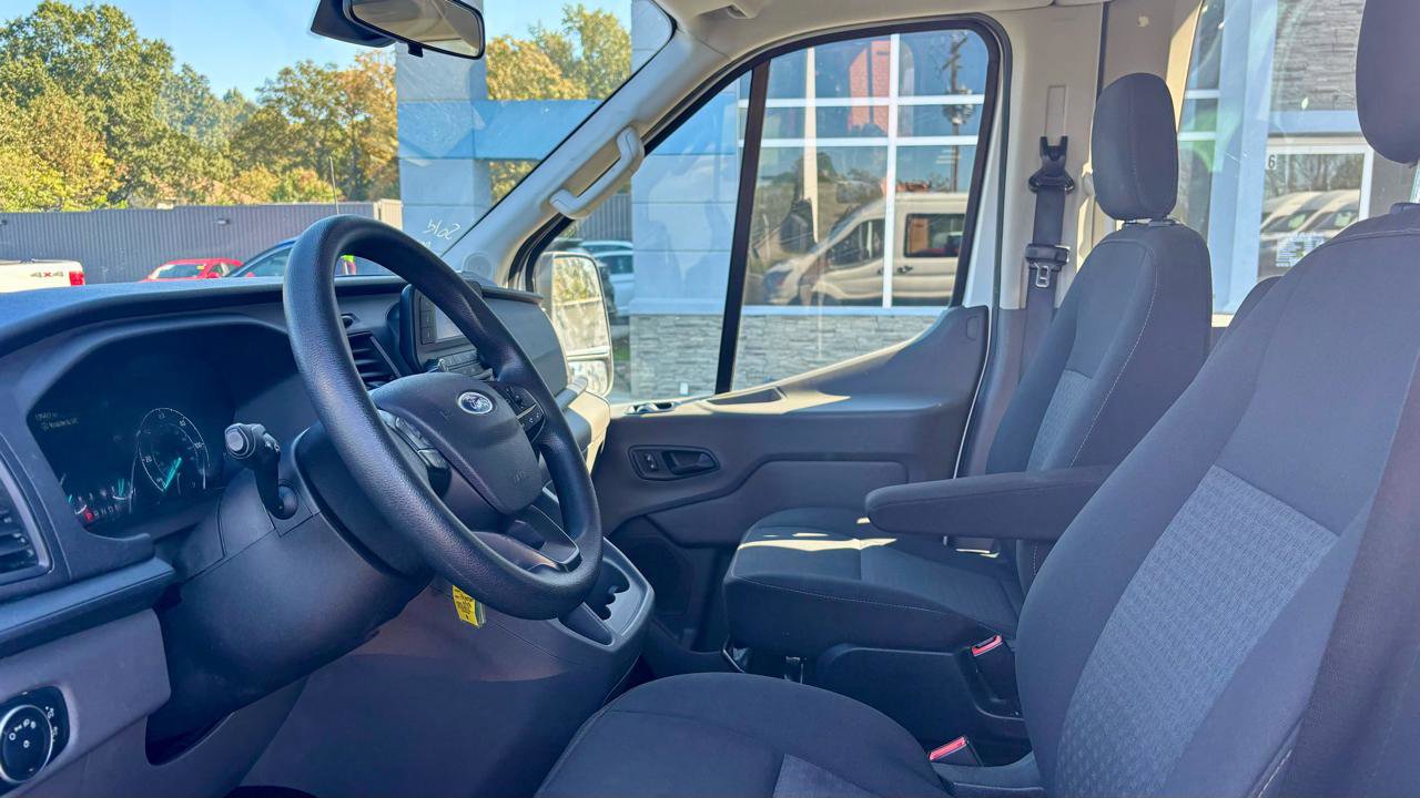 Used 2021 Ford Transit 350 XLT RWD image 17