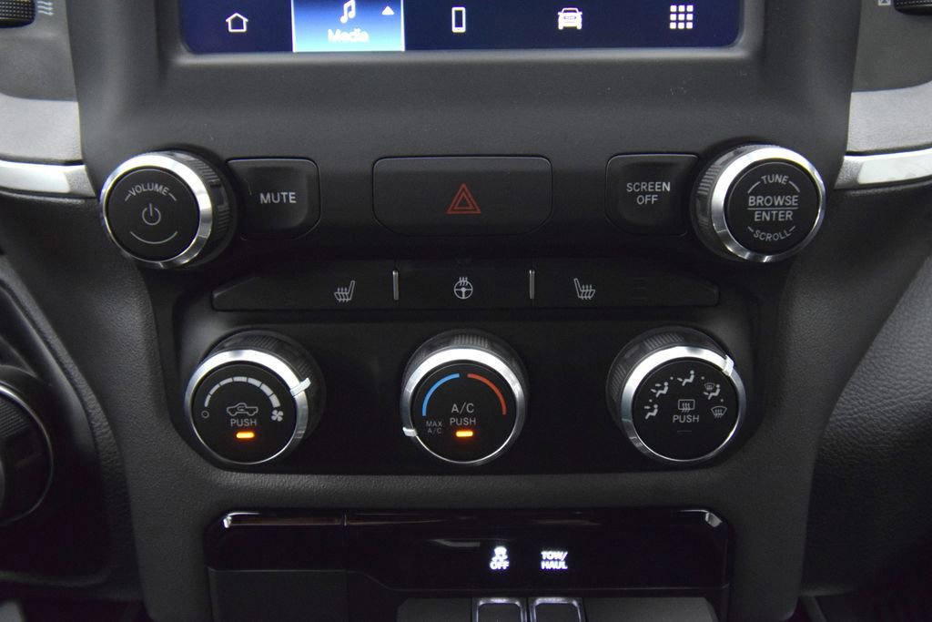 Used 2023 RAM 1500 Big Horn image 33