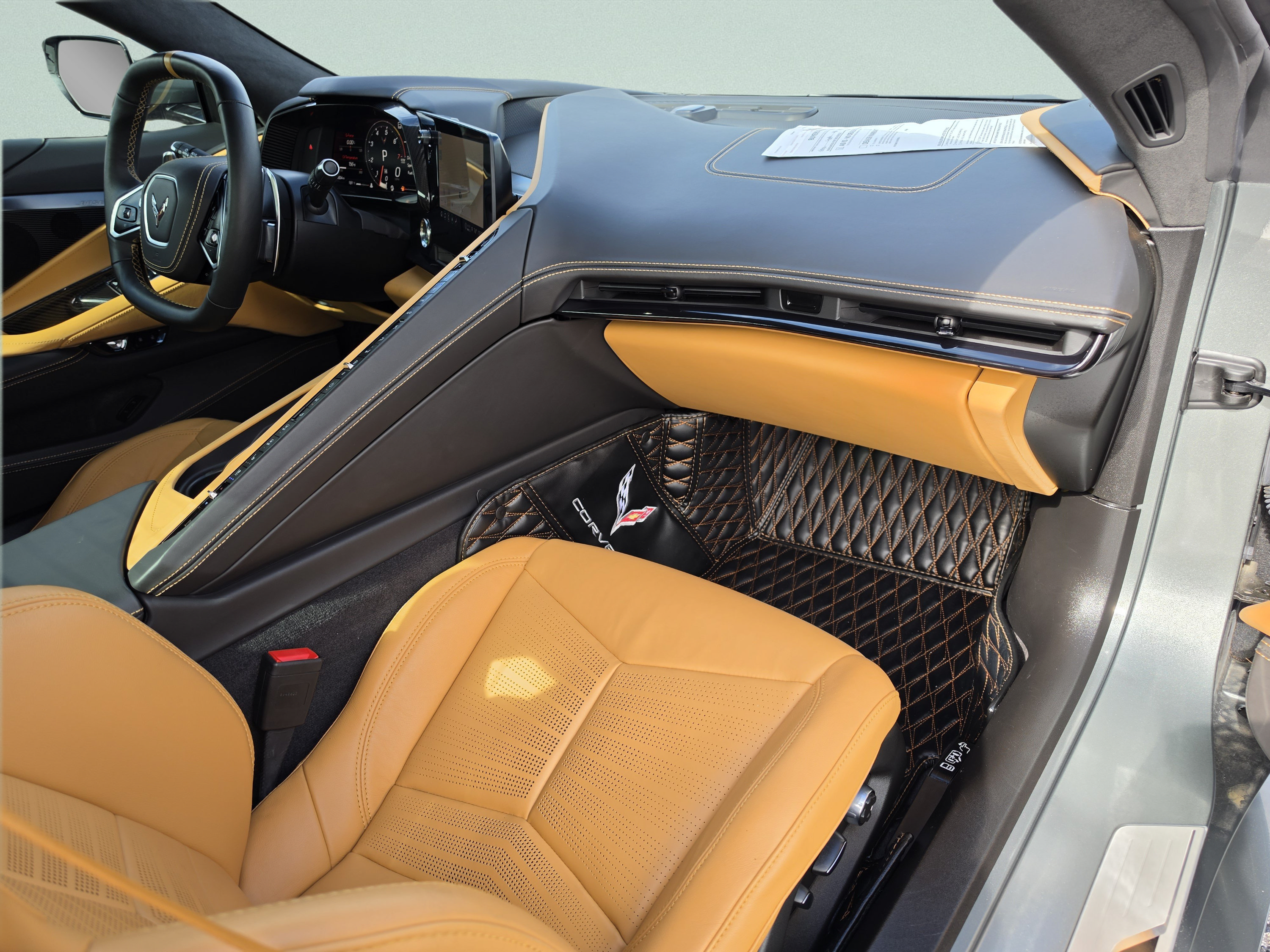 Used 2023 Chevrolet Corvette Stingray Premium Conv w/ Z51 Performance Package RWD image 16