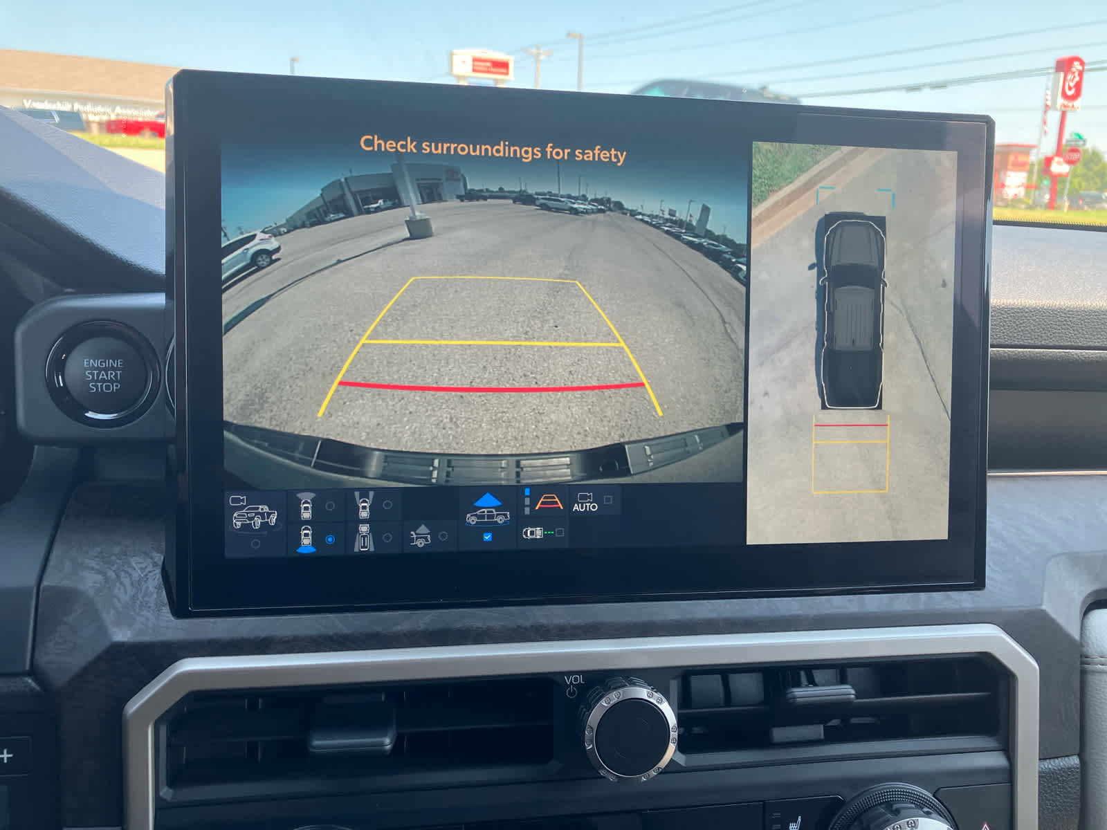 Used 2024 Toyota Tacoma Limited image 23