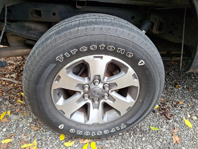 Used 2013 Ford F150 STX w/ Mid Equipment Group AWD/4WD image 6