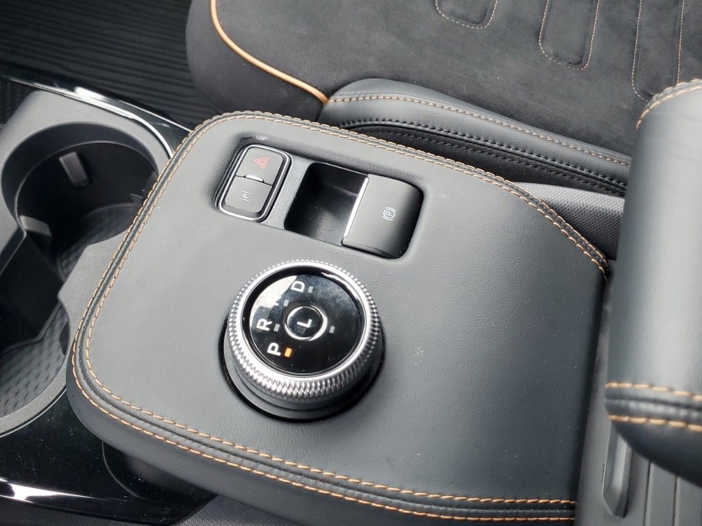 Used 2021 Ford Mustang Mach-E GT image 24