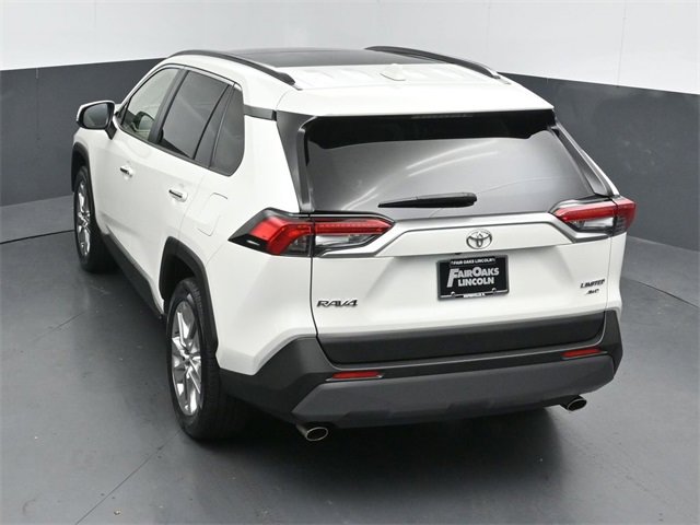 Used 2021 Toyota RAV4 Limited image 51