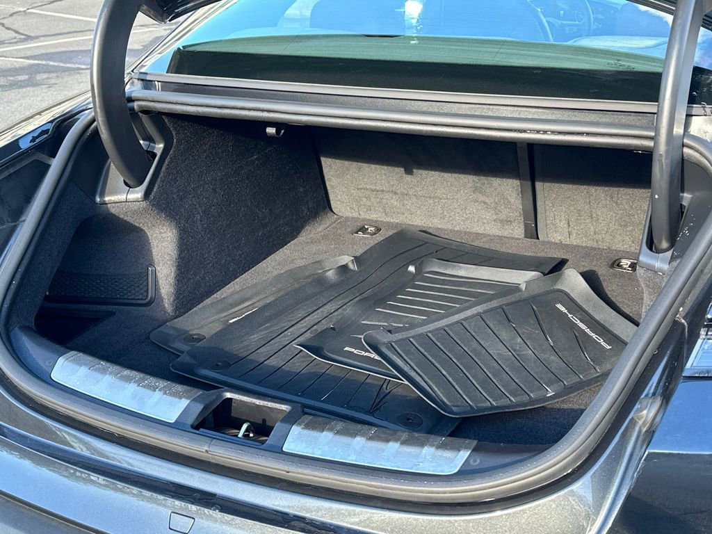 Used 2020 Porsche Taycan 4S image 7