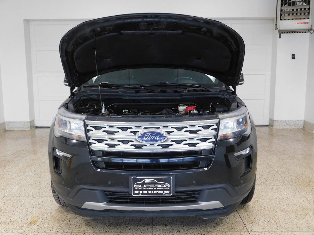 Used 2019 Ford Explorer XLT w/ XLT Desert Copper Package AWD/4WD image 13