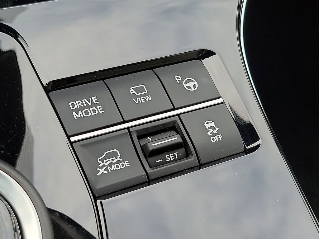 Used 2023 Subaru Solterra AWD image 23