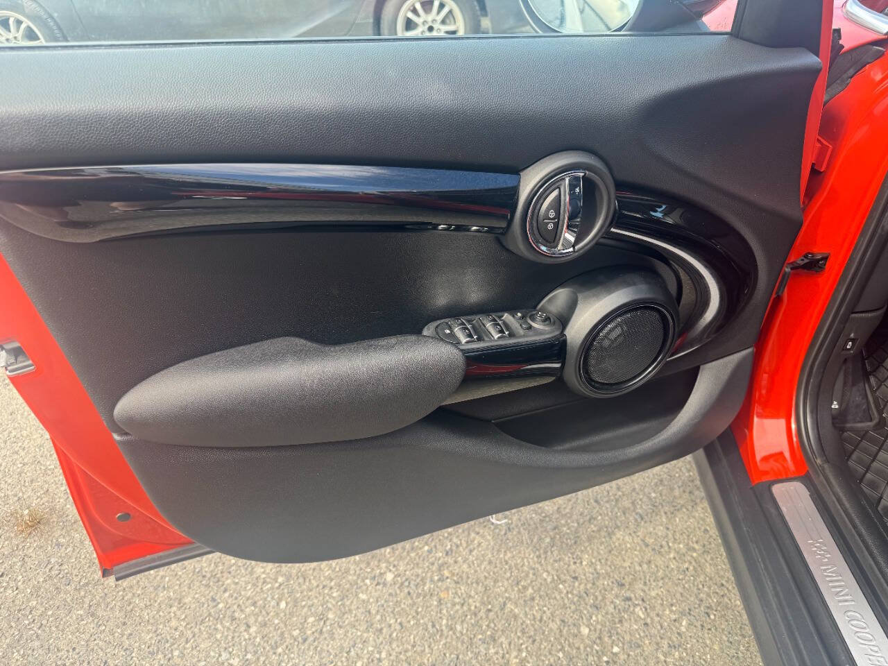 Used 2020 MINI Cooper S FWD image 26