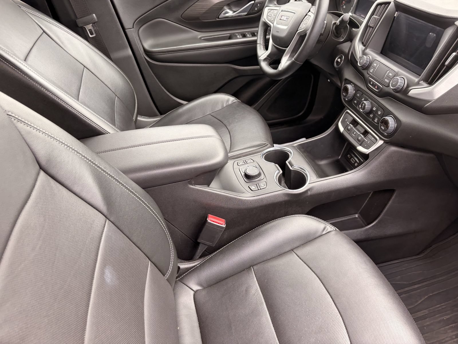 Used 2023 GMC Terrain SLT FWD image 11