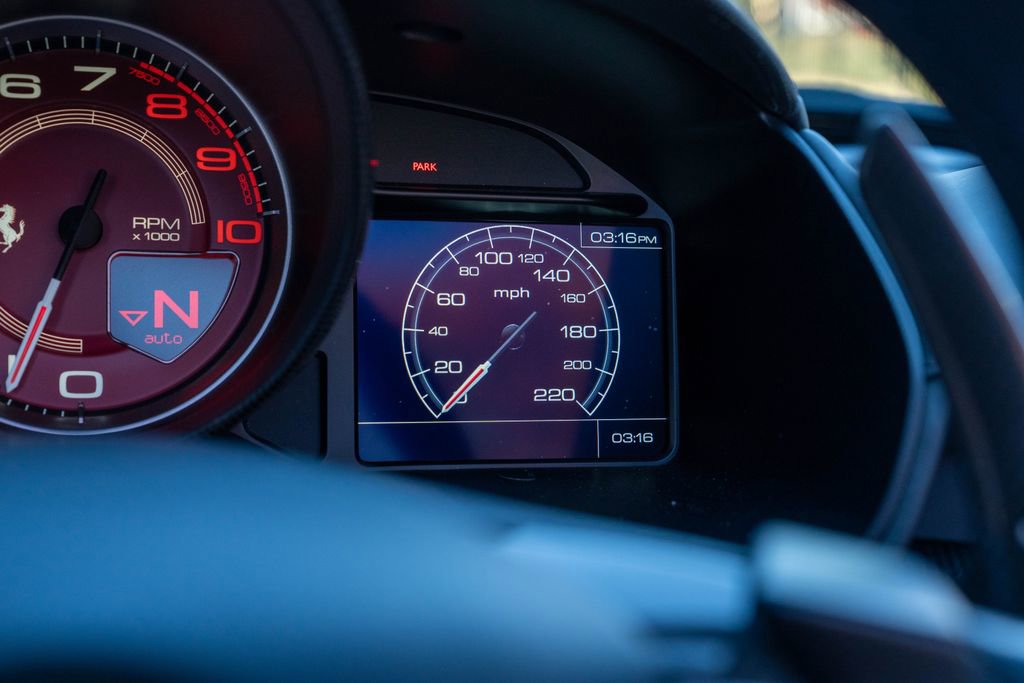 Certified 2022 Ferrari Portofino M image 41