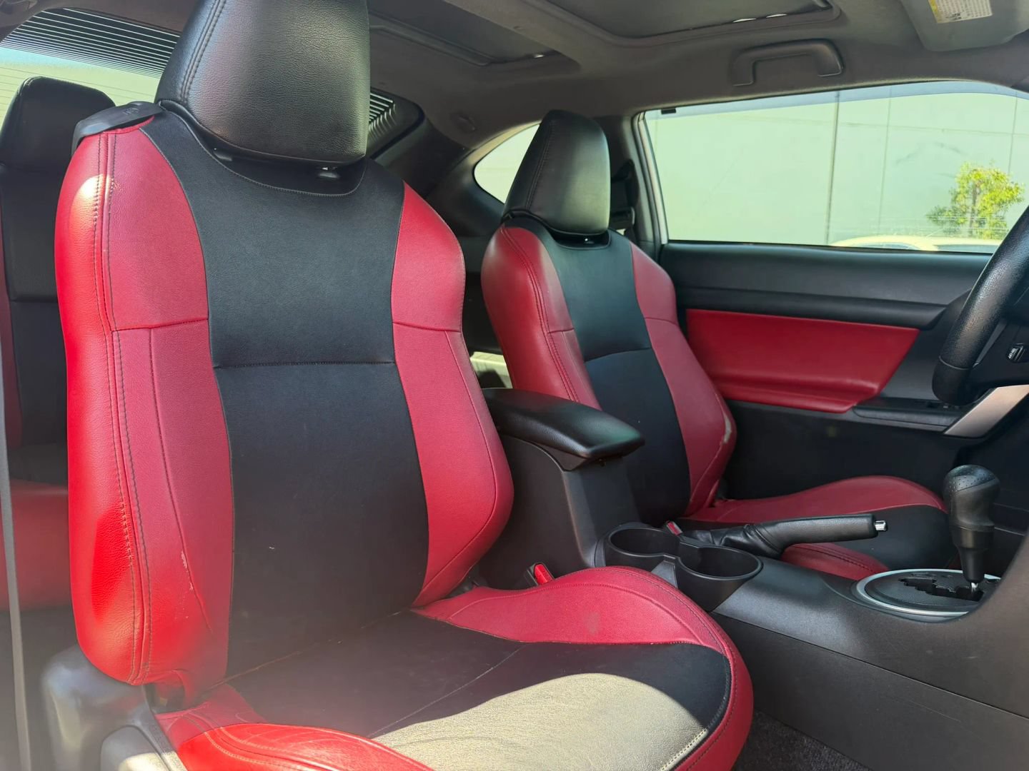 Used 2014 Scion tC FWD image 15