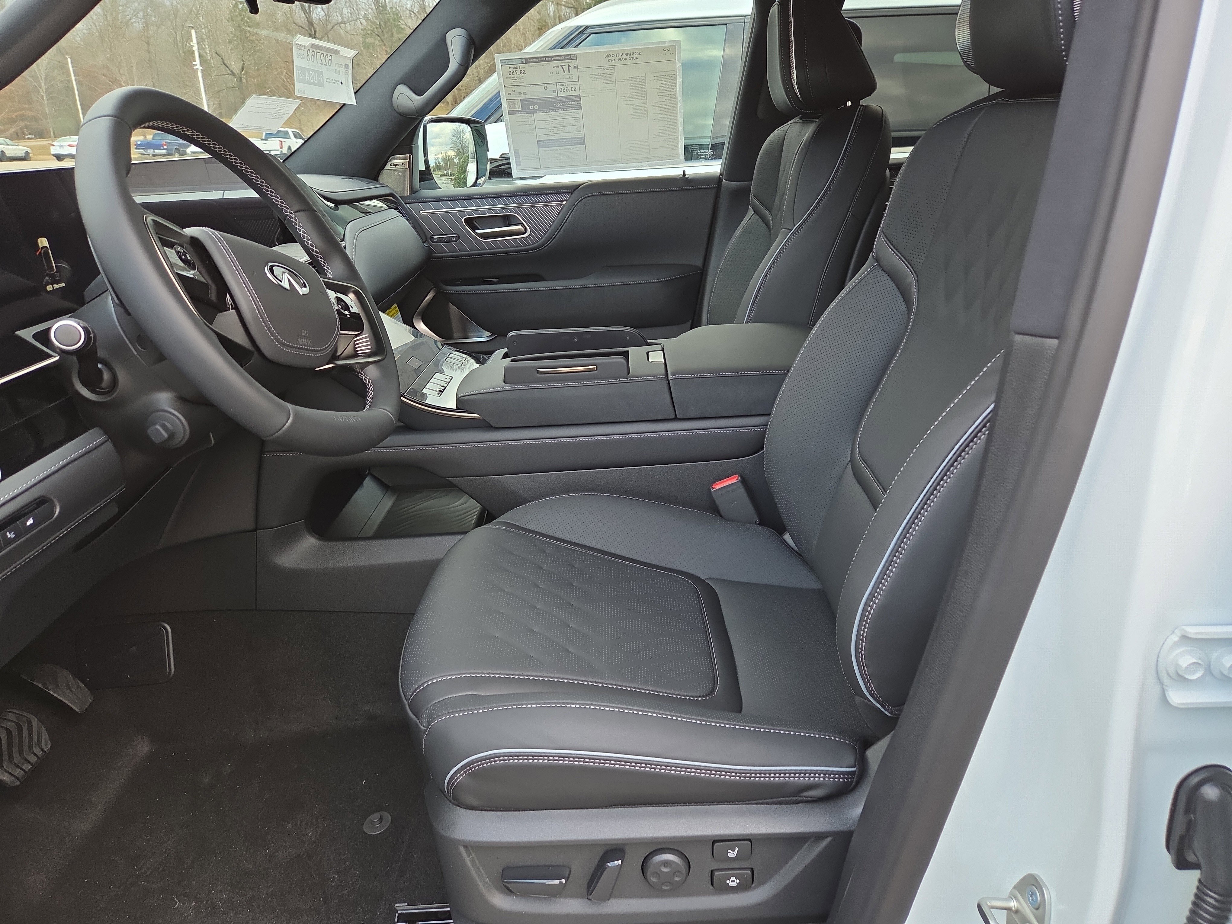 New 2026 INFINITI QX80 Autograph w/ Premium Cargo Package image 5