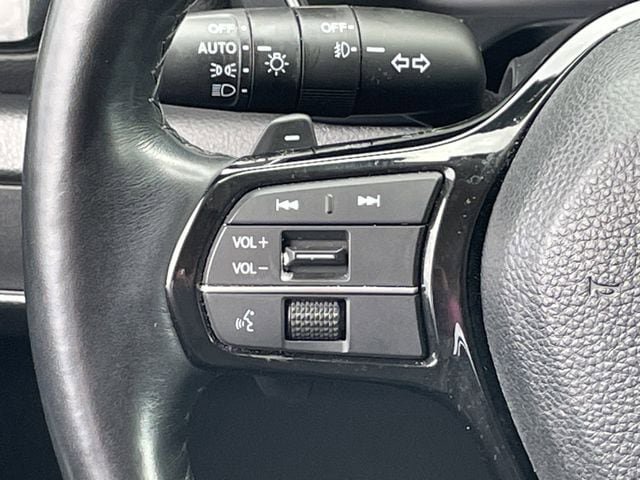 Used 2023 Honda Pilot Elite image 14