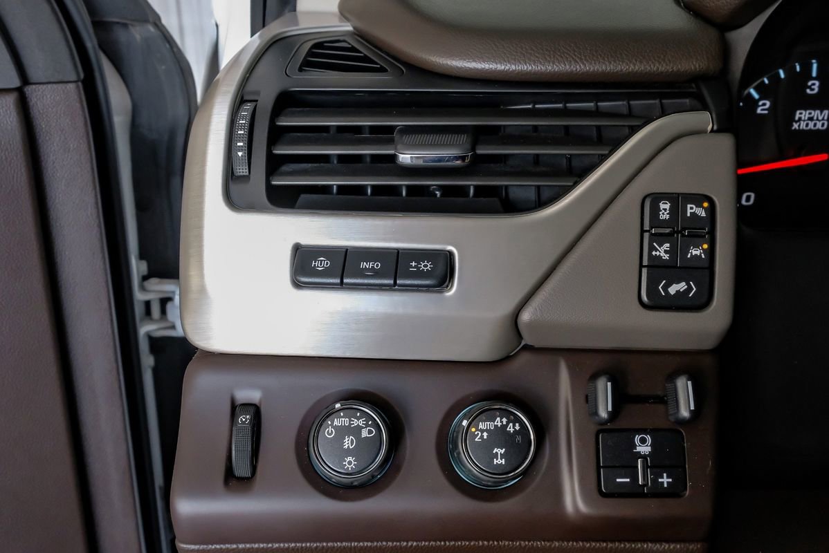 Used 2020 GMC Yukon Denali w/ Denali Ultimate Package image 27