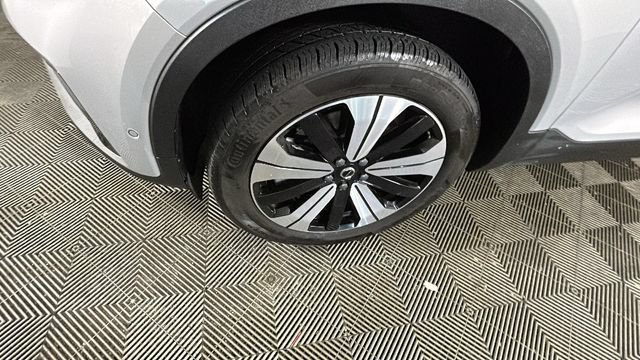 Used 2023 Volvo XC40 Recharge Plus AWD/4WD image 9