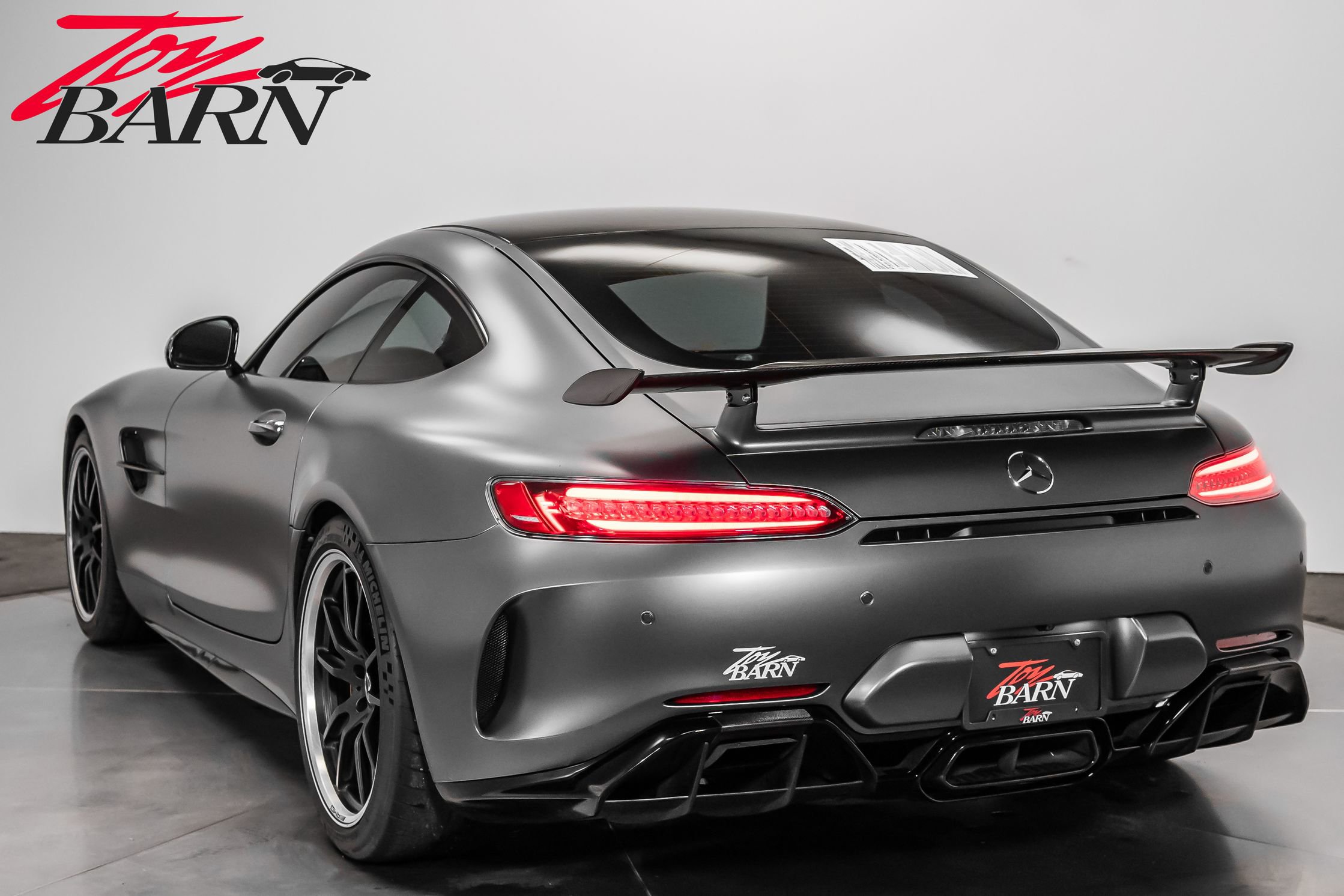 Used 2018 Mercedes-Benz AMG GT R image 13