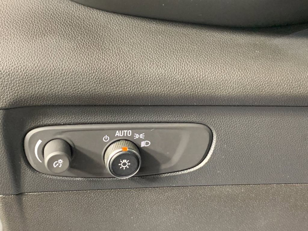 Used 2022 Buick Envision Preferred image 17