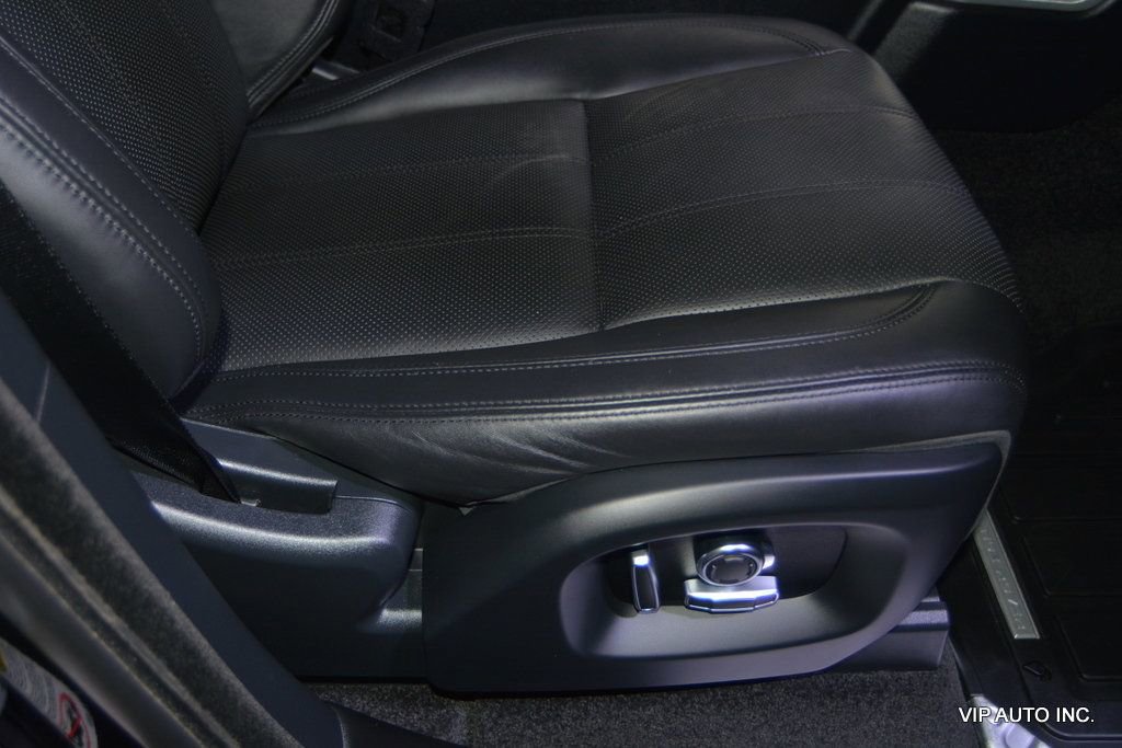 Used 2017 Land Rover Range Rover Long Wheelbase Supercharged image 26