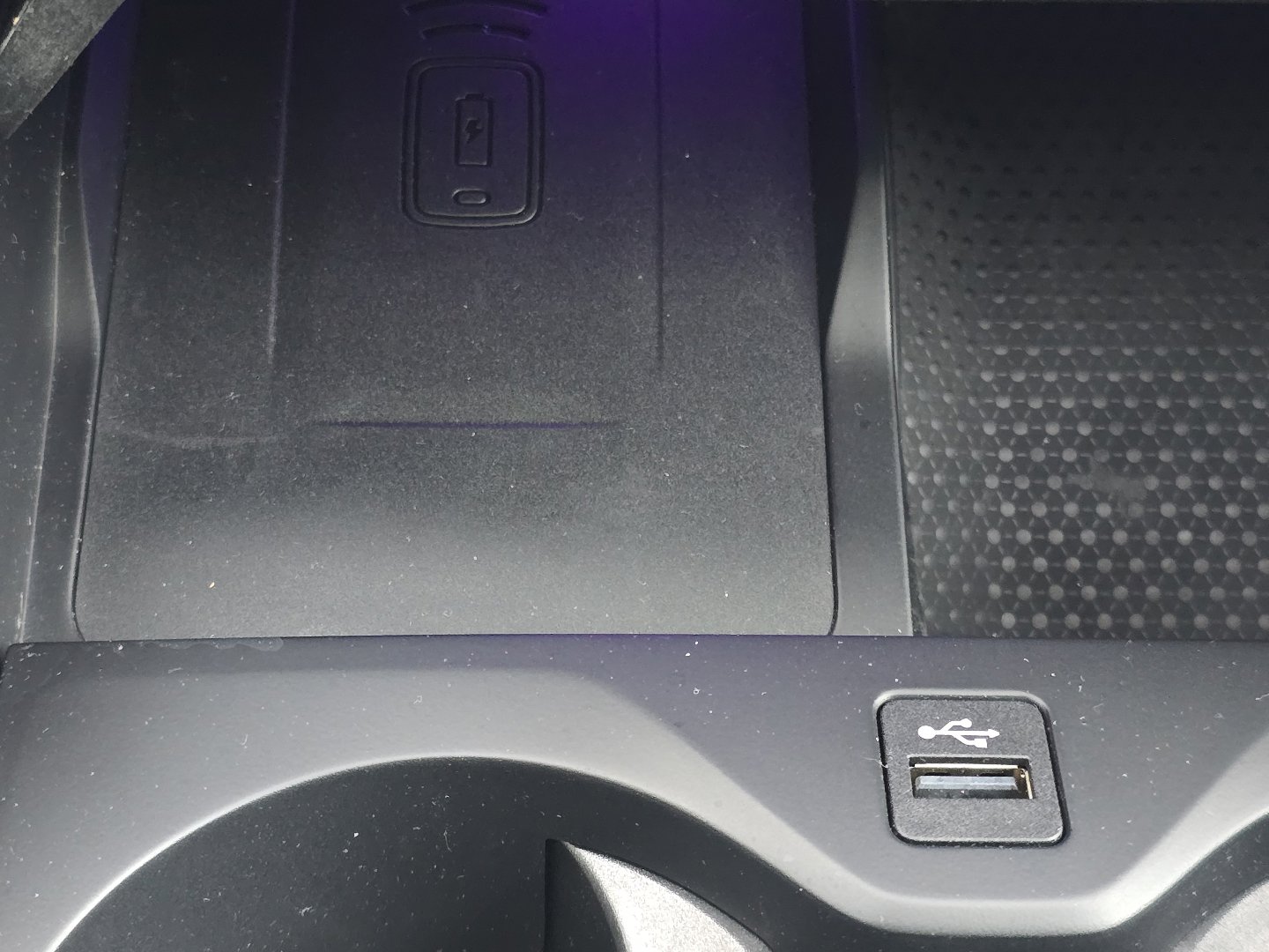 Used 2024 BMW X5 M60i w/ Climate Comfort Package image 18