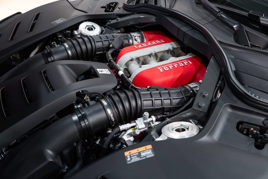 Certified 2025 Ferrari Purosangue AWD/4WD image 17