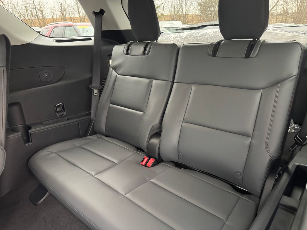 New 2026 Ford Explorer Active w/ Active Comfort Package image 37