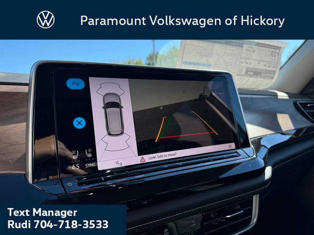 New 2026 Volkswagen Atlas SE image 11