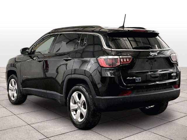 Used 2019 Jeep Compass Latitude w/ Popular Equipment Group AWD/4WD image 10